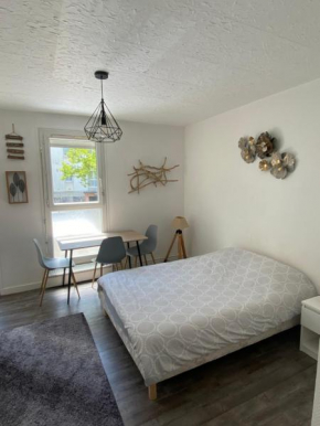 Bel appartement avec parking et terrasse plein sud